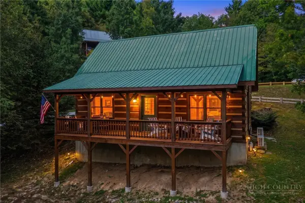 200 Apple Ridge Lane, Blowing Rock, NC 28605