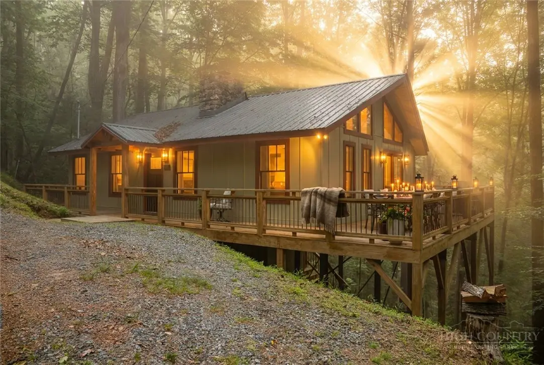 340 W Horse Shoe Ridge Road, Deep Gap, NC 28618 - #1