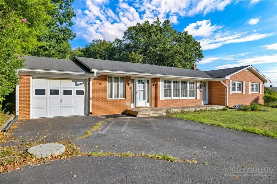 191 Greensboro Road, Crumpler, NC 28617 - #2