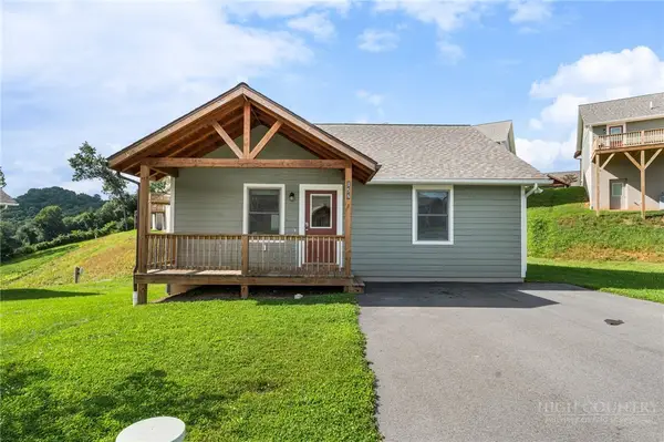 158 Pitts Way #124, Boone, NC 28607