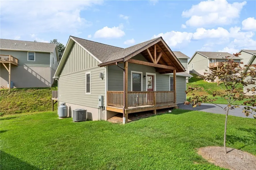 158 Pitts Way #124, Boone, NC 28607 - #2