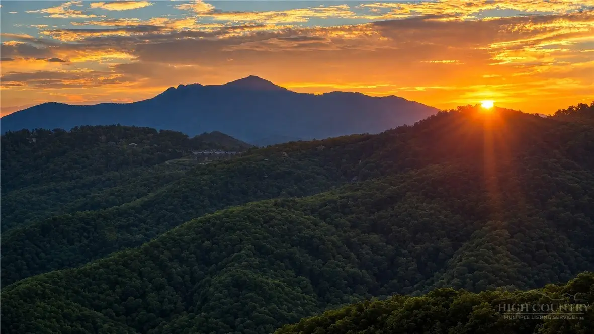 1073 Wonderland Trail #B, Blowing Rock, NC 28605 - #1