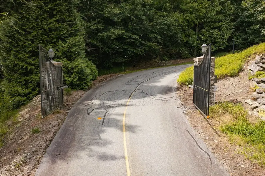 Lot 4 Fieldstone Heights Drive, Blowing Rock, NC 28605 - #3