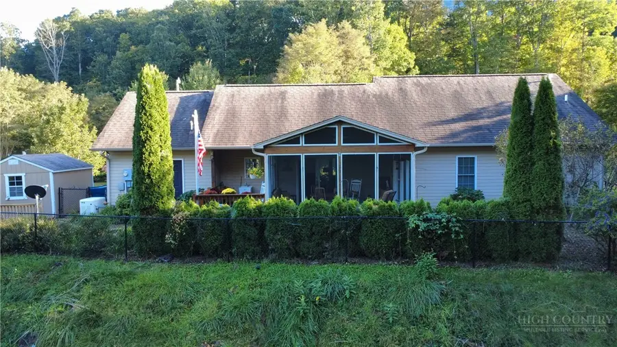 122 Forest Oak Lane, Jefferson, NC 28640 - #3