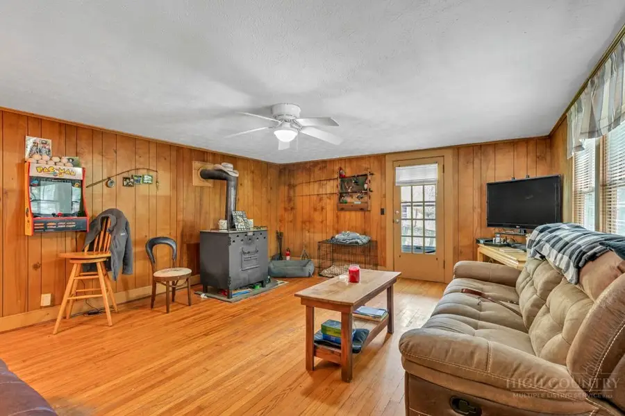 1068 Laurel Branch Road, Vilas, NC 28692 - #3