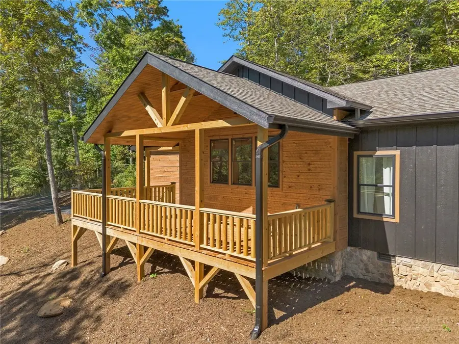 642 Woodstown Road, Fleetwood, NC 28626 - #2