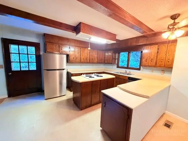 9275 Nc Highway 88 West, Warrensville, NC 28693 - #3