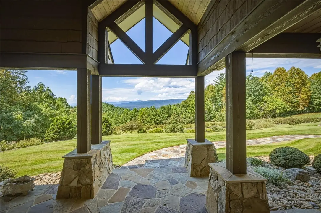 1638 Johns Ridge Parkway, Lenoir, NC 28645 - #1
