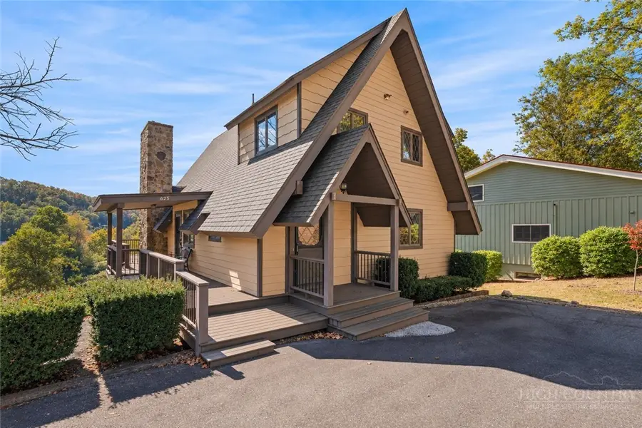 625 Mountain Glen Drive, Newland, NC 28657 - #2