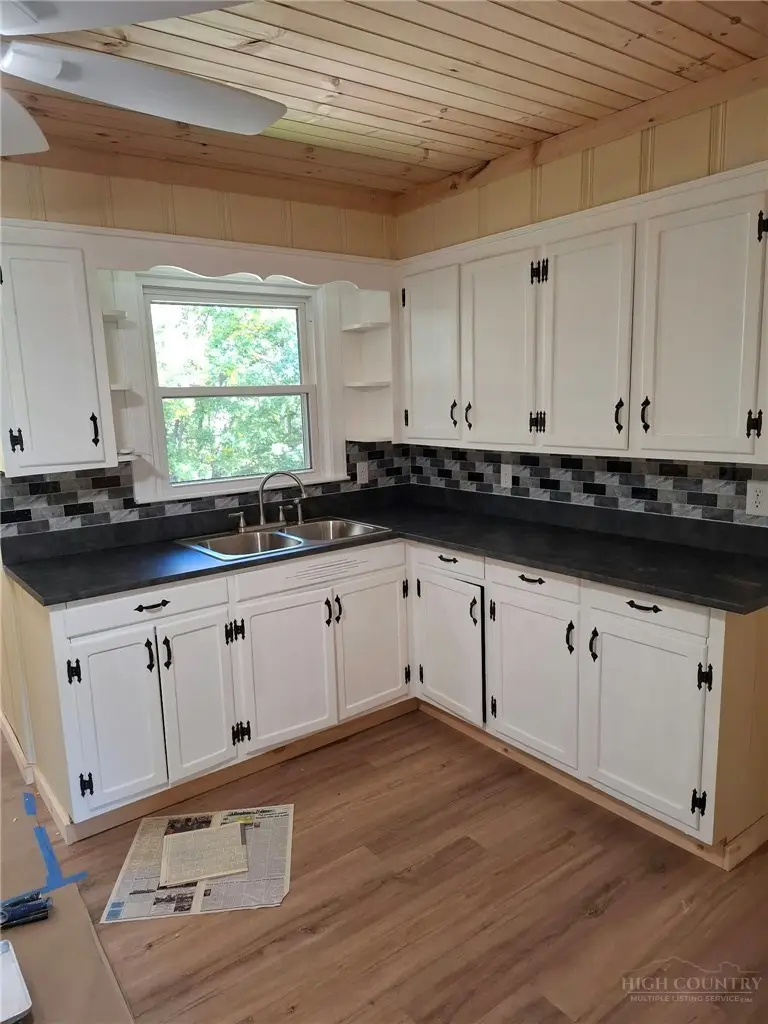 254 Collins Road, Sparta, NC 28675 - #3