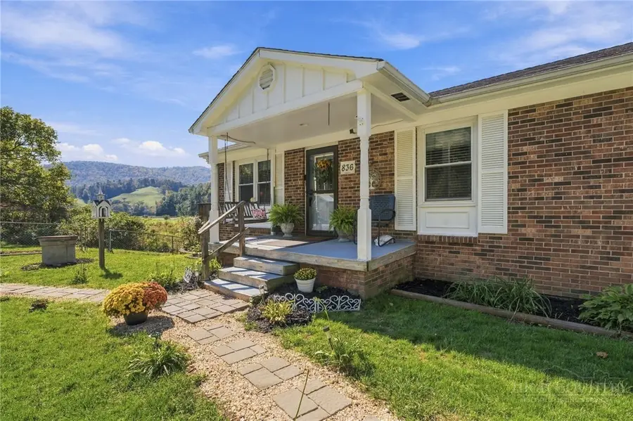 836 Howard Edmisten Road, Sugar Grove, NC 28679 - #2