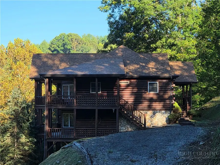 437 Rita Way, Piney Creek, NC 28663 - #2