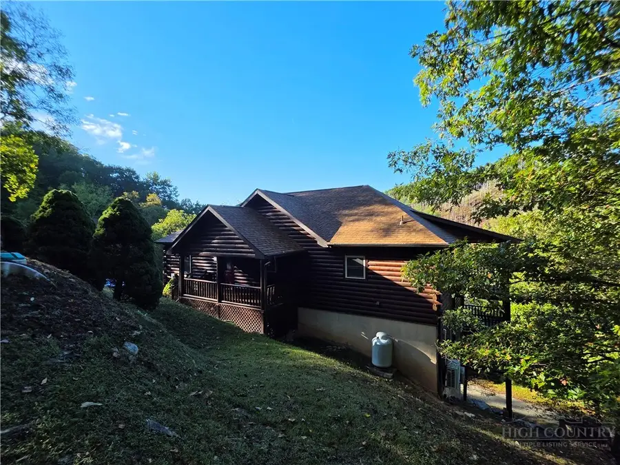 437 Rita Way, Piney Creek, NC 28663 - #3