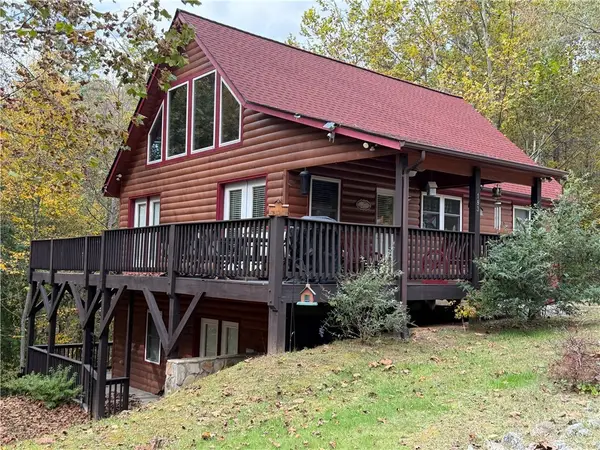 183 E Weaver Ford Road, Grassy Creek, NC 28631