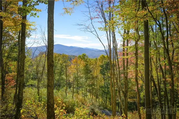 C76 Smokerise Drive, Banner Elk, NC 28604