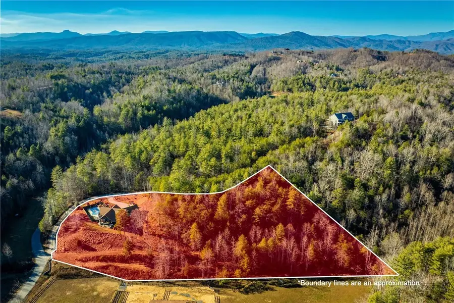 1510 Royal Lane, Lenoir, NC 28645 - #3