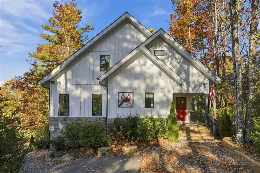 212 Goldfinch Road, Newland, NC 28657 - #2
