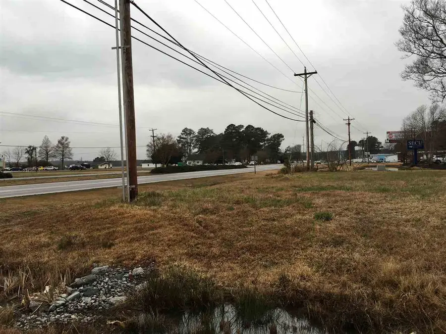 101 Northside Park Drive, Elizabeth City, NC 27909 - Image #2