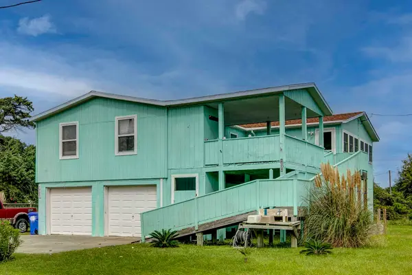 40088 Harbor Road, Avon, NC 27915