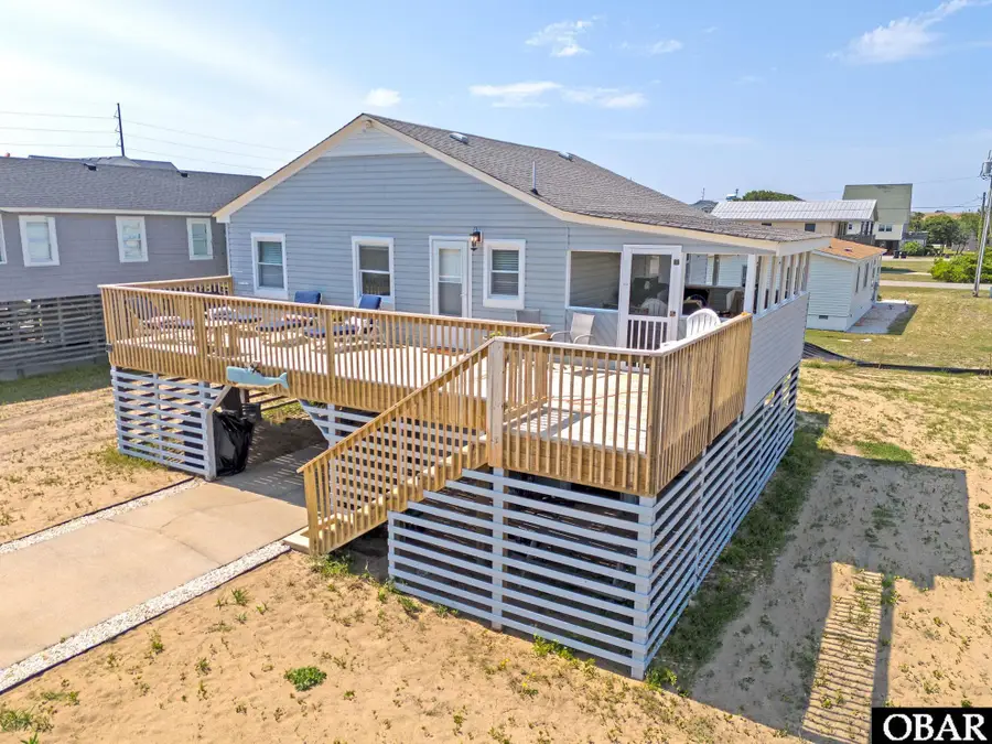 116 Lowell Avenue, Kill Devil Hills, NC 27948 - #2