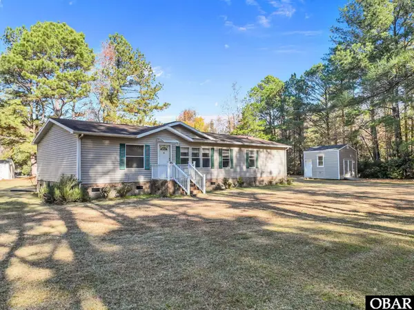 105 Forest Glen Road, Poplar Branch, NC 27965