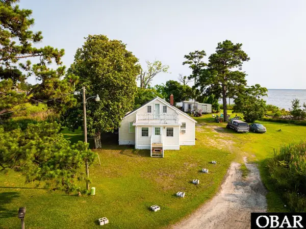 1327 W Kitty Hawk Road, Kitty Hawk, NC 27949