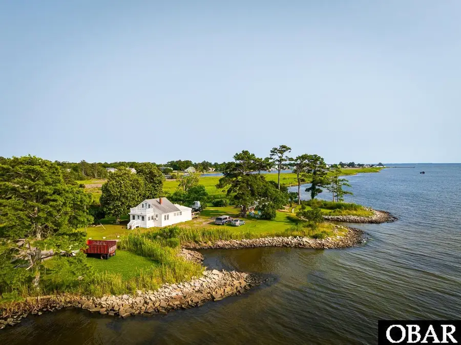 1327 W Kitty Hawk Road, Kitty Hawk, NC 27949 - #2