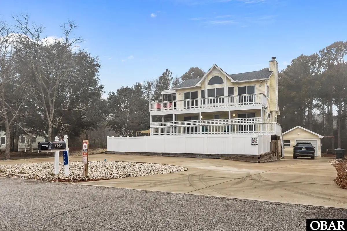 305 Hillcrest Drive, Southern Shores, NC 27949 - #1