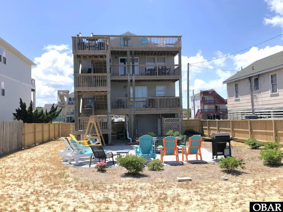 4023 Lindbergh Avenue, Kitty Hawk, NC 27949 - #3