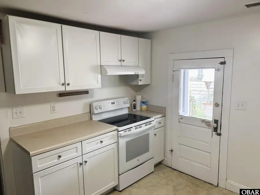 500 Wingina Avenue, Manteo, NC 27954 - #3