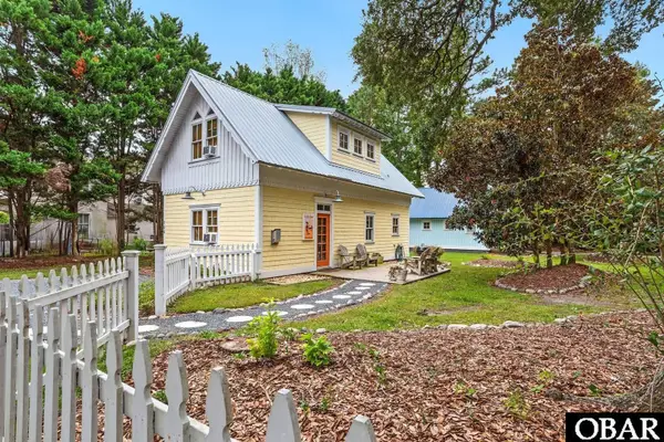 706, 708 Wingina Avenue, Manteo, NC 27954