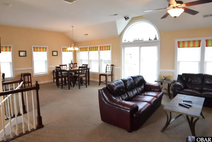 507 W Walker Street, Kill Devil Hills, NC 27948 - #2