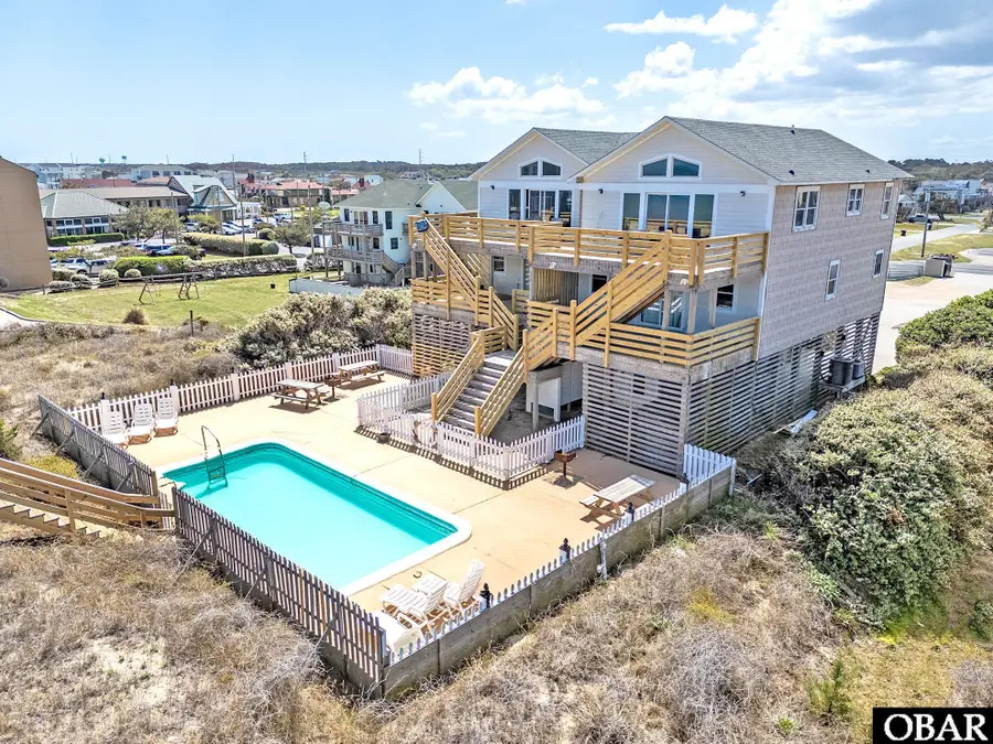 207 S Virginia Dare Trail, Kill Devil Hills, NC 27948 - #2