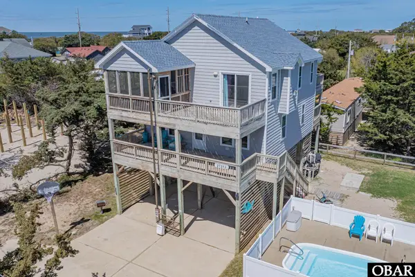 27215 Ocean Spray Road, Salvo, NC 27972