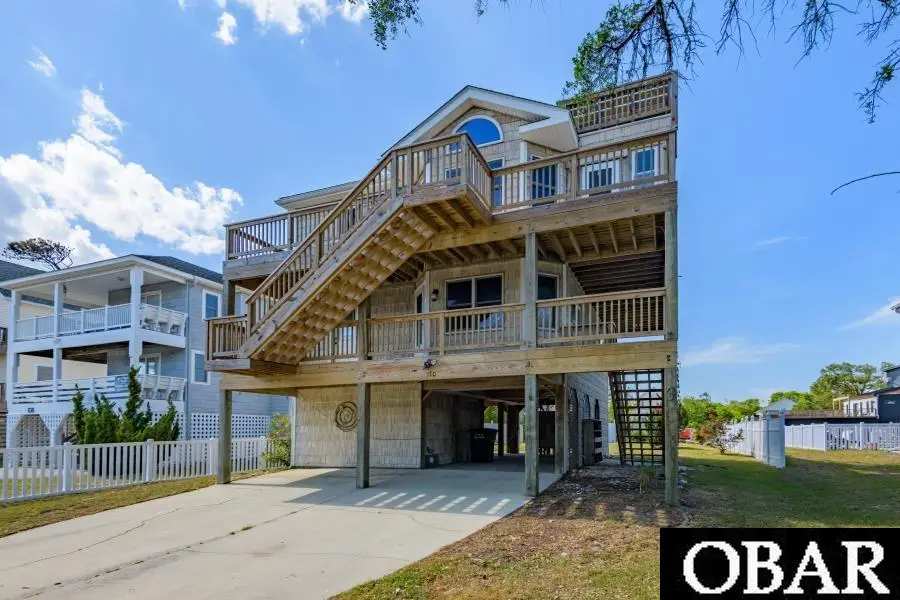 110 E Bark Street, Nags Head, NC 27959 - #2