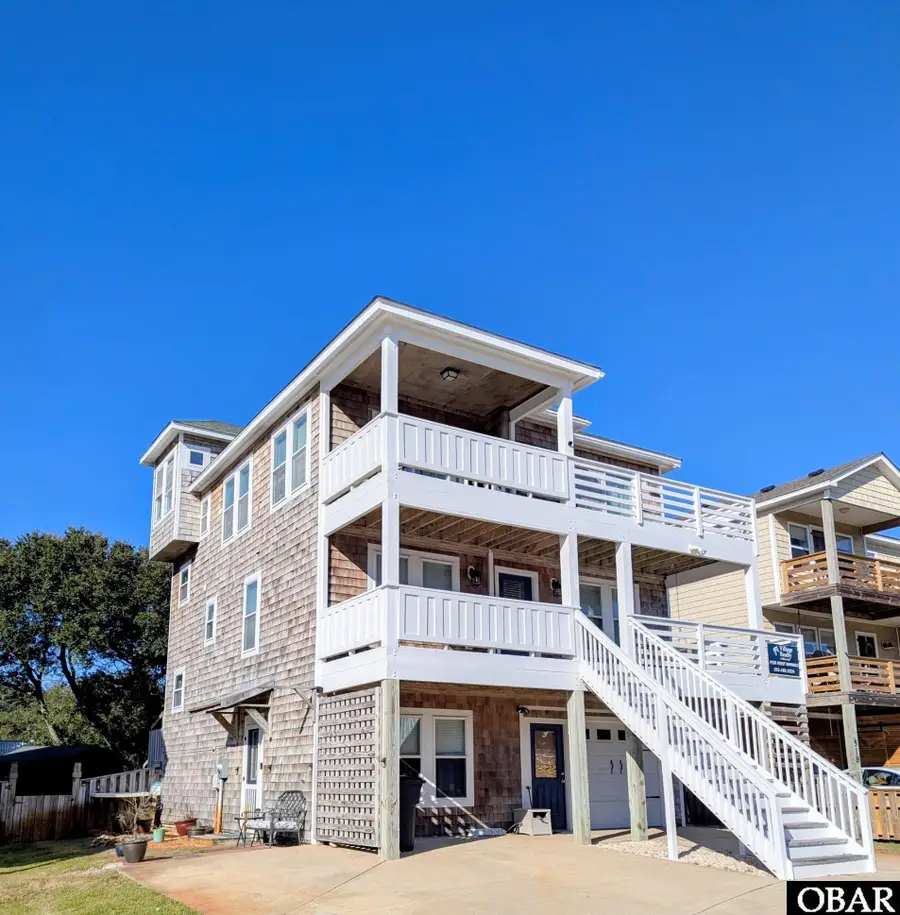 522 W Archdale Street, Kill Devil Hills, NC 27948 - #2