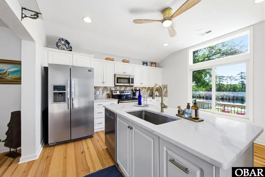 4037 Pineway Drive, Kitty Hawk, NC 27949 - #2