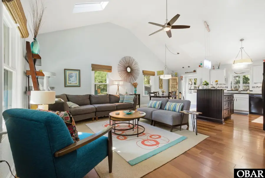 711 W First Street, Kill Devil Hills, NC 27948 - #2