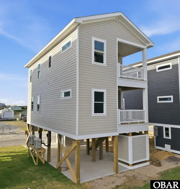 41122 Big Kinnakeet Drive, Avon, NC 27915