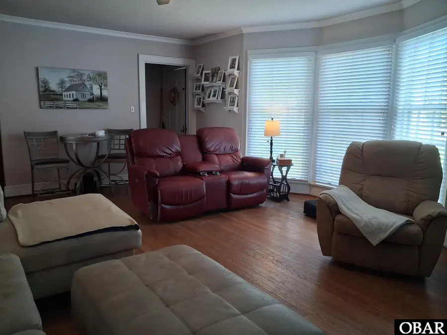 104 Locust Street, Elizabeth City, NC 27909 - #3