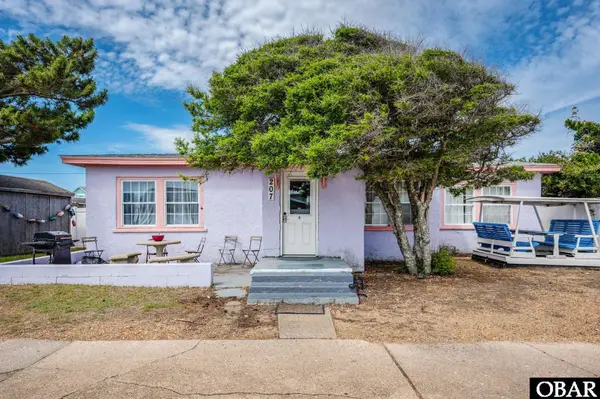 207 E Oregon Avenue, Kill Devil Hills, NC 27948