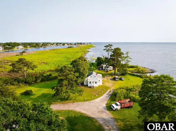 1327 W Kitty Hawk Road, Kitty Hawk, NC 27949