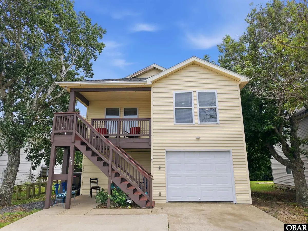 309 W Durham Street, Kill Devil Hills, NC 27948 - #1