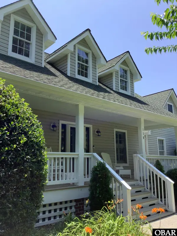 118 W Carolina Court, Manteo, NC 27954