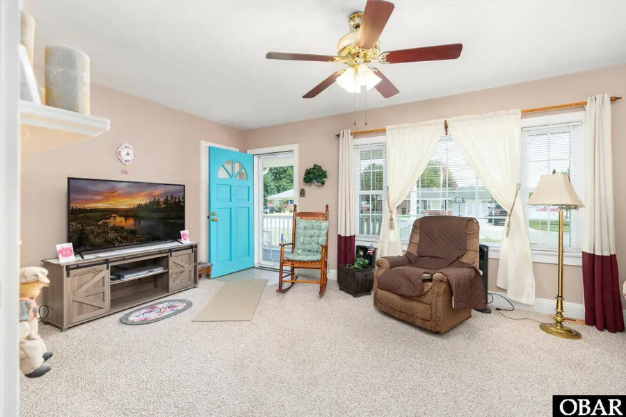 1229 Charlotte Street, Roanoke Rapids, NC 27870 - #2