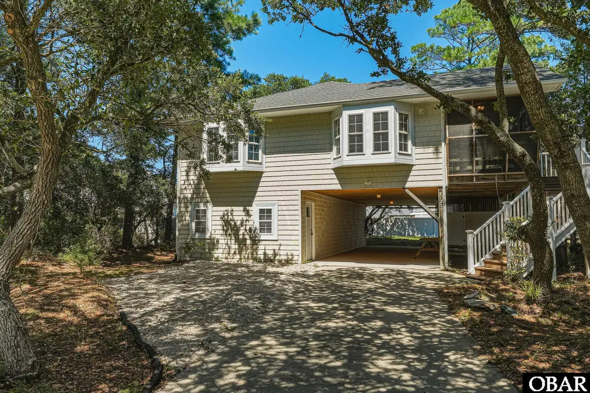 1725 Virginia Avenue, Kill Devil Hills, NC 27948 - #1