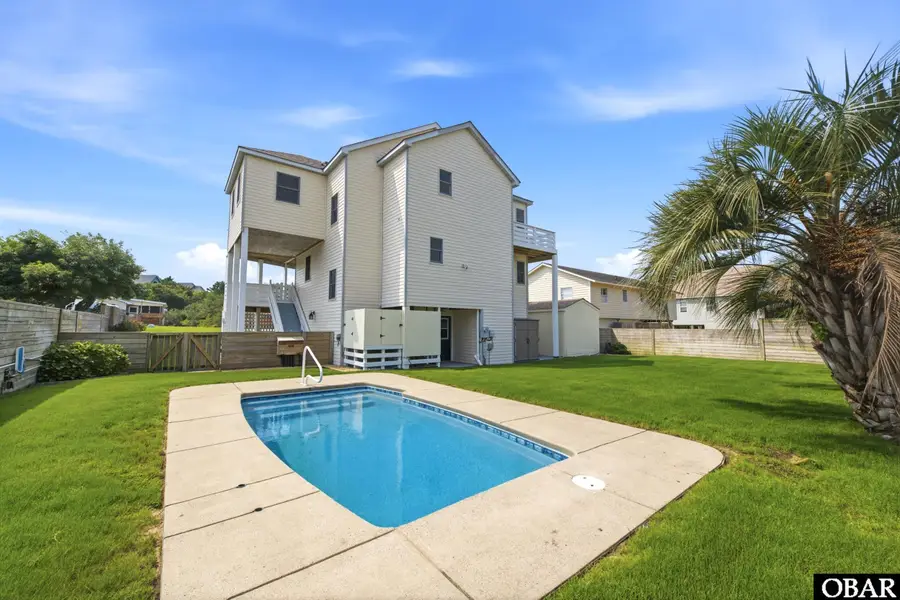 412 W Barracuda Drive, Nags Head, NC 27959 - #3