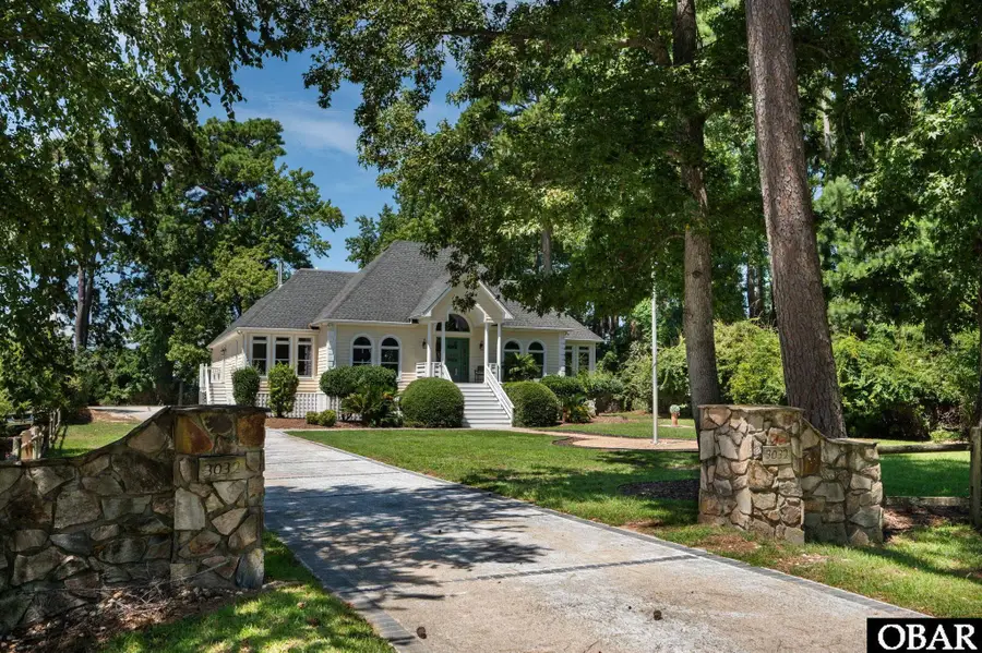 3032 Martins Point Road, Kitty Hawk, NC 27949 - #2