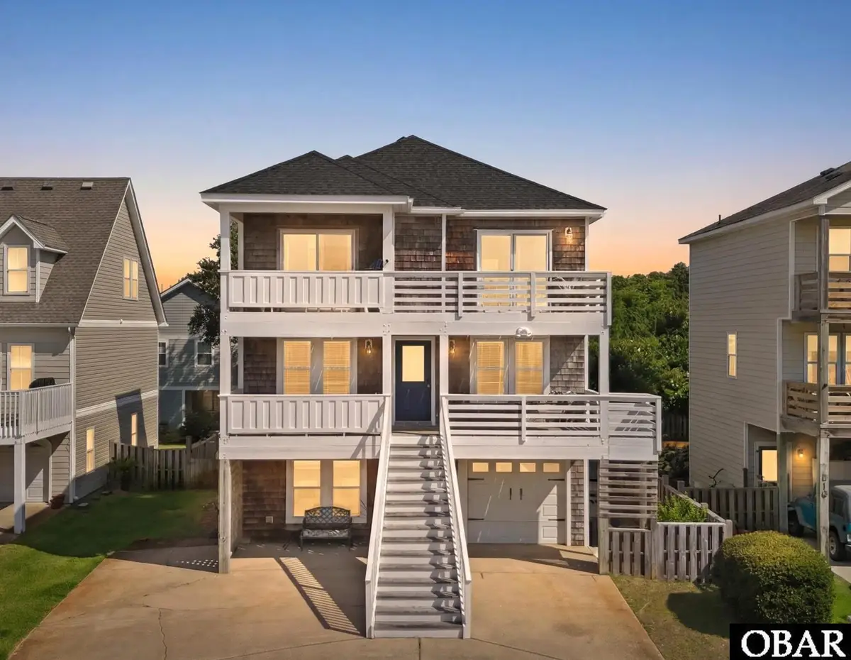 522 W Archdale Street, Kill Devil Hills, NC 27948 - #1