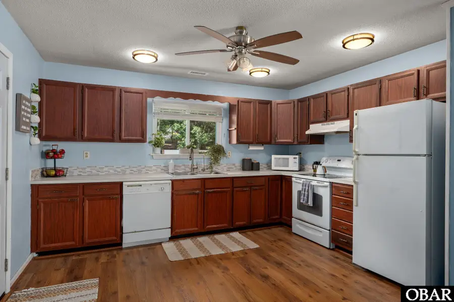 118 Colleton Lane, Kill Devil Hills, NC 27948 - #2